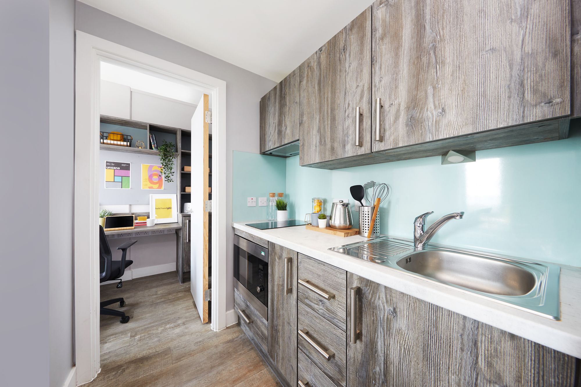 2-Bed Apartment Plus - Crown Place Portsmouth - Gallery - 3