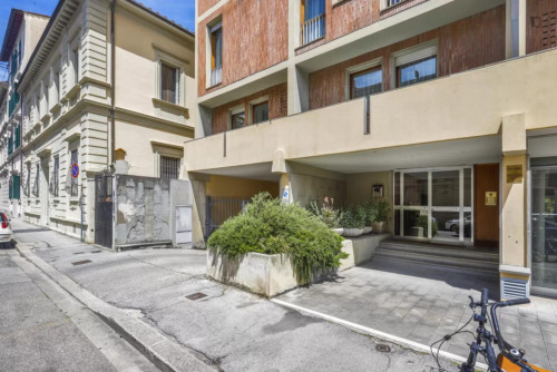 Harmonious studio in Florence