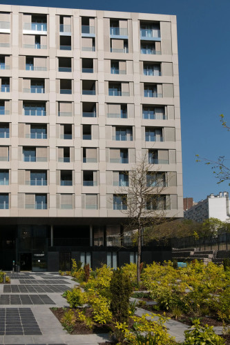 Charm and Elegance in the 16th Arrondissement of Paris