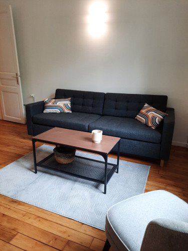 Modern suite conveniently located