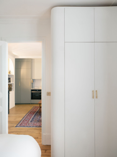 Bright studio in the heart of town