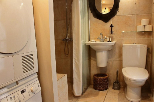 Elegant 3-Room Furnished Apartment - 80m² - Hôtel de Ville