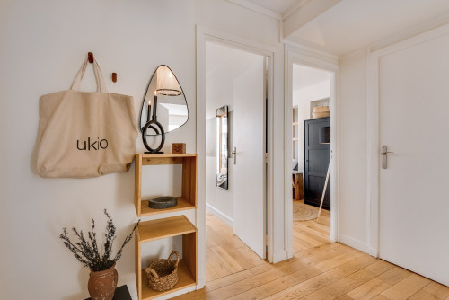 2 bedrooms and terrace in Porte Dauphine