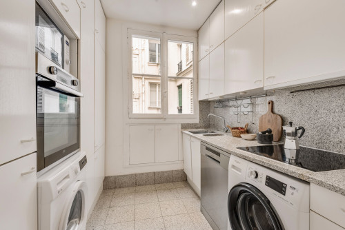 2 bedrooms in Hôtel de Ville