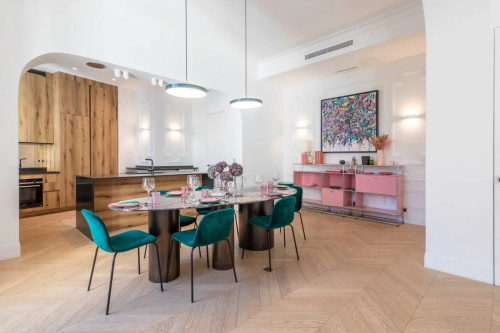 Luxurious 180m² Apartment near Place Victor Hugo, Paris 16th