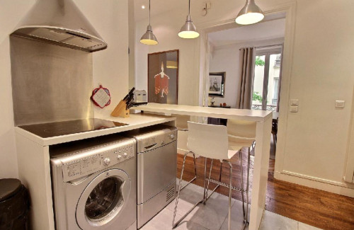 Rent Furnished Apartment - 100m² - Champs Elysées - Etoile