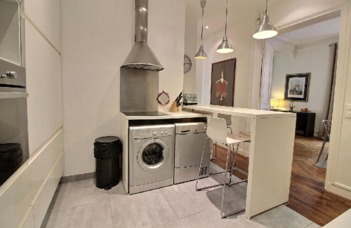 Rent Furnished Apartment - 100m² - Champs Elysées - Etoile