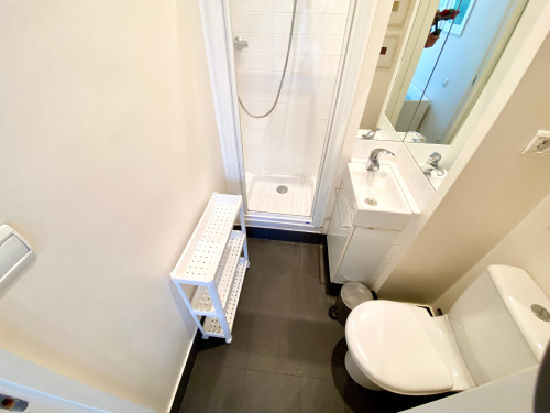 Beautiful Apartment with Balcony Close to La Madeleine Church