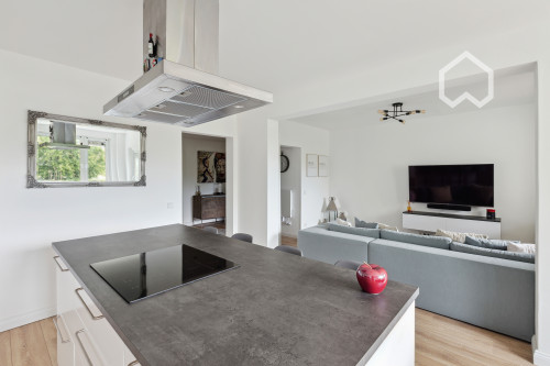 Stunning 4-Room Apartment in Hamburg-Rahlstedt: Perfect for Families  - Gallery -  5