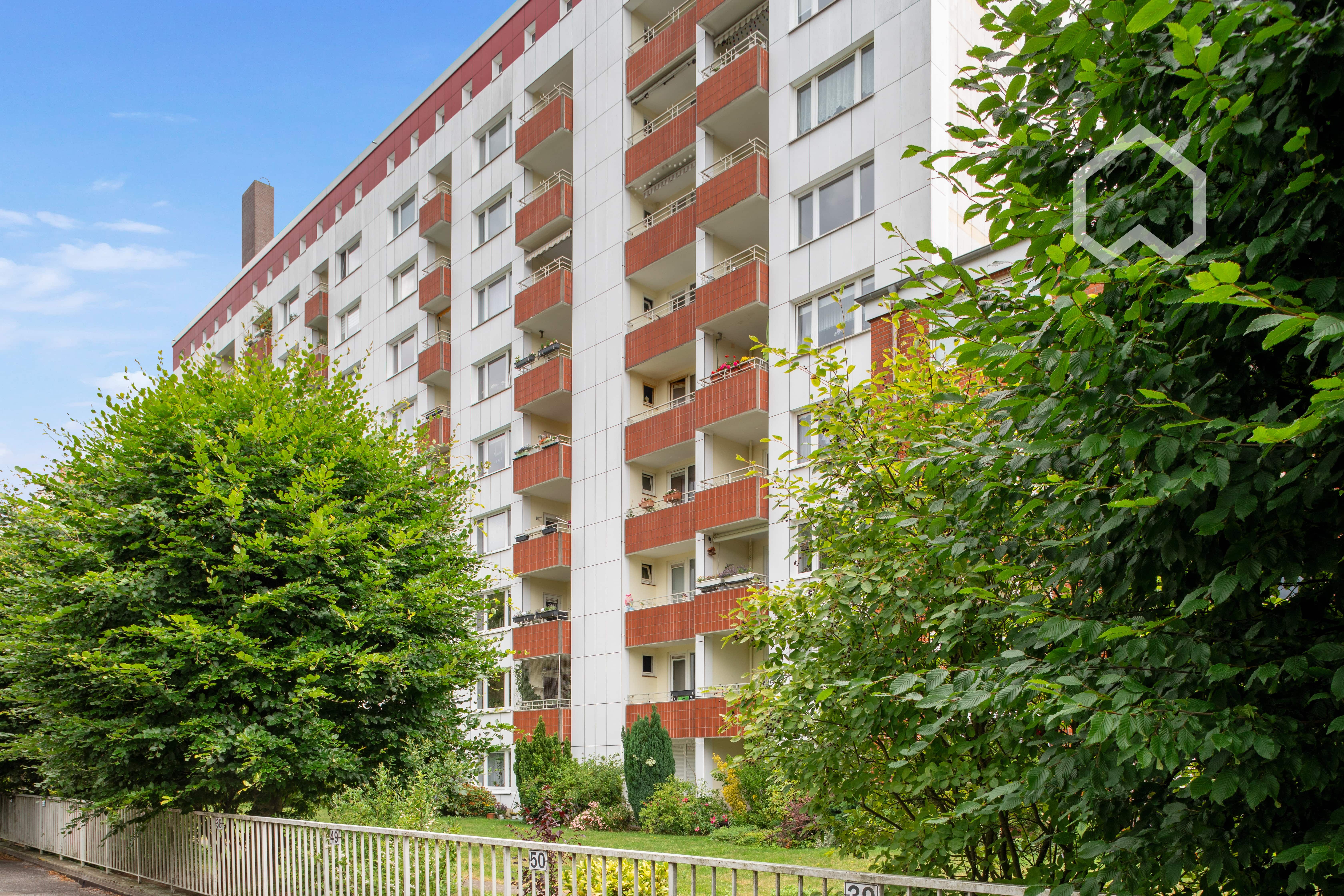  Stunning 4-Room Apartment In Hamburg-Rahlstedt: Perfect For Families  -  Stunning 4-Room Apartment in Hamburg-Rahlstedt: Perfect for Families  - Gallery -  1