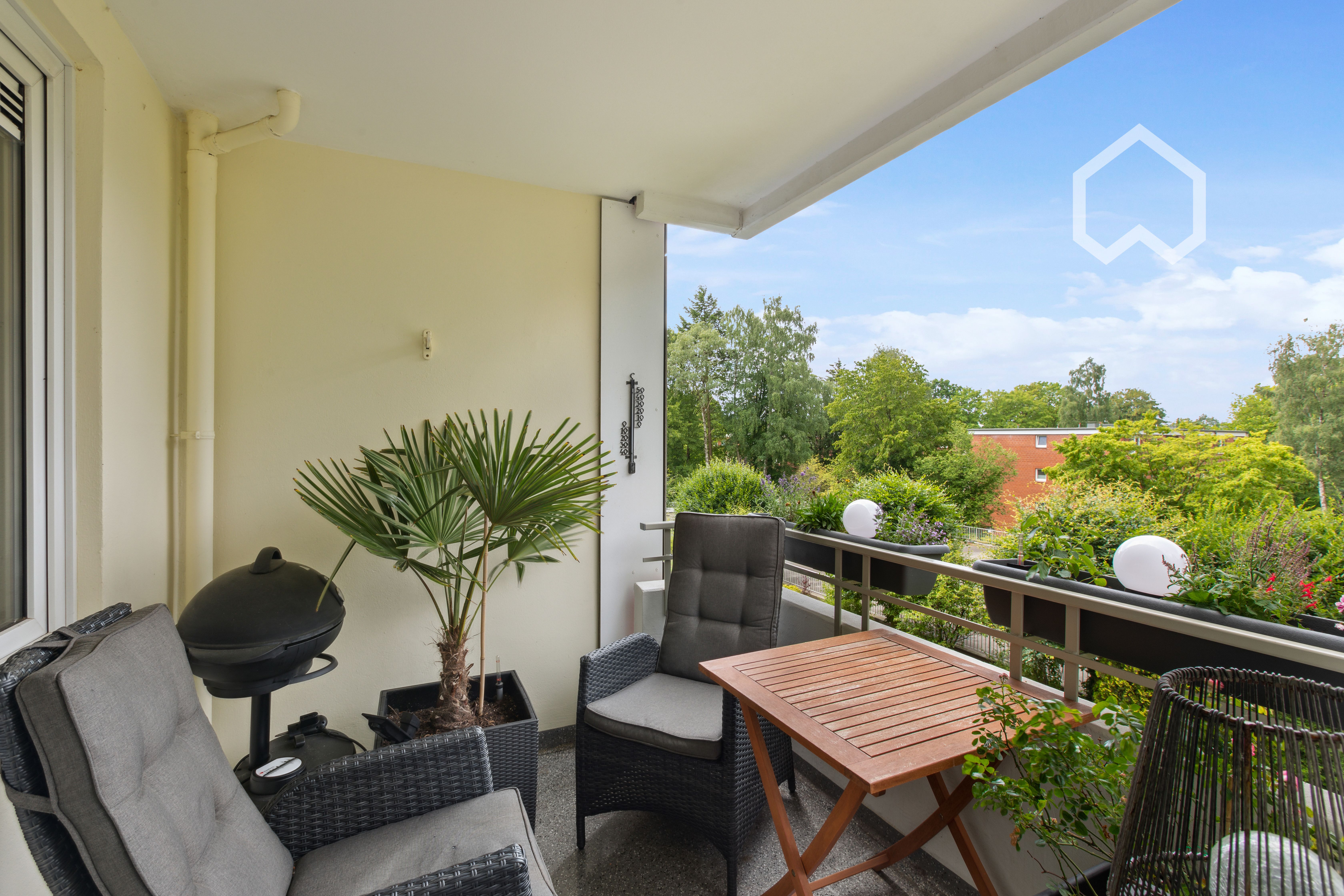  Stunning 4-Room Apartment In Hamburg-Rahlstedt: Perfect For Families  -  Stunning 4-Room Apartment in Hamburg-Rahlstedt: Perfect for Families  - Gallery -  3