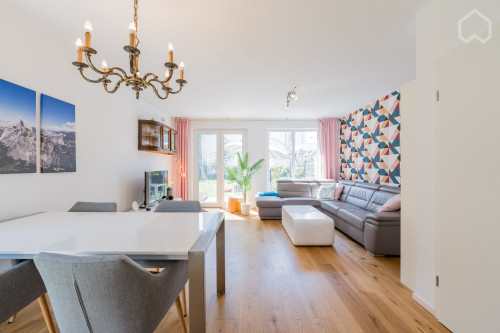 Modern Family Home in Berlin Lichtenrade – With Garden, Carport & Excellent Transport Links