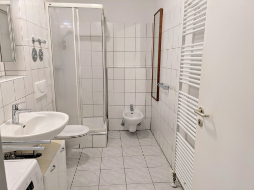 Old-school meets modern - homy feel and practical apartment 5 minutes walk from University - Gallery - 17