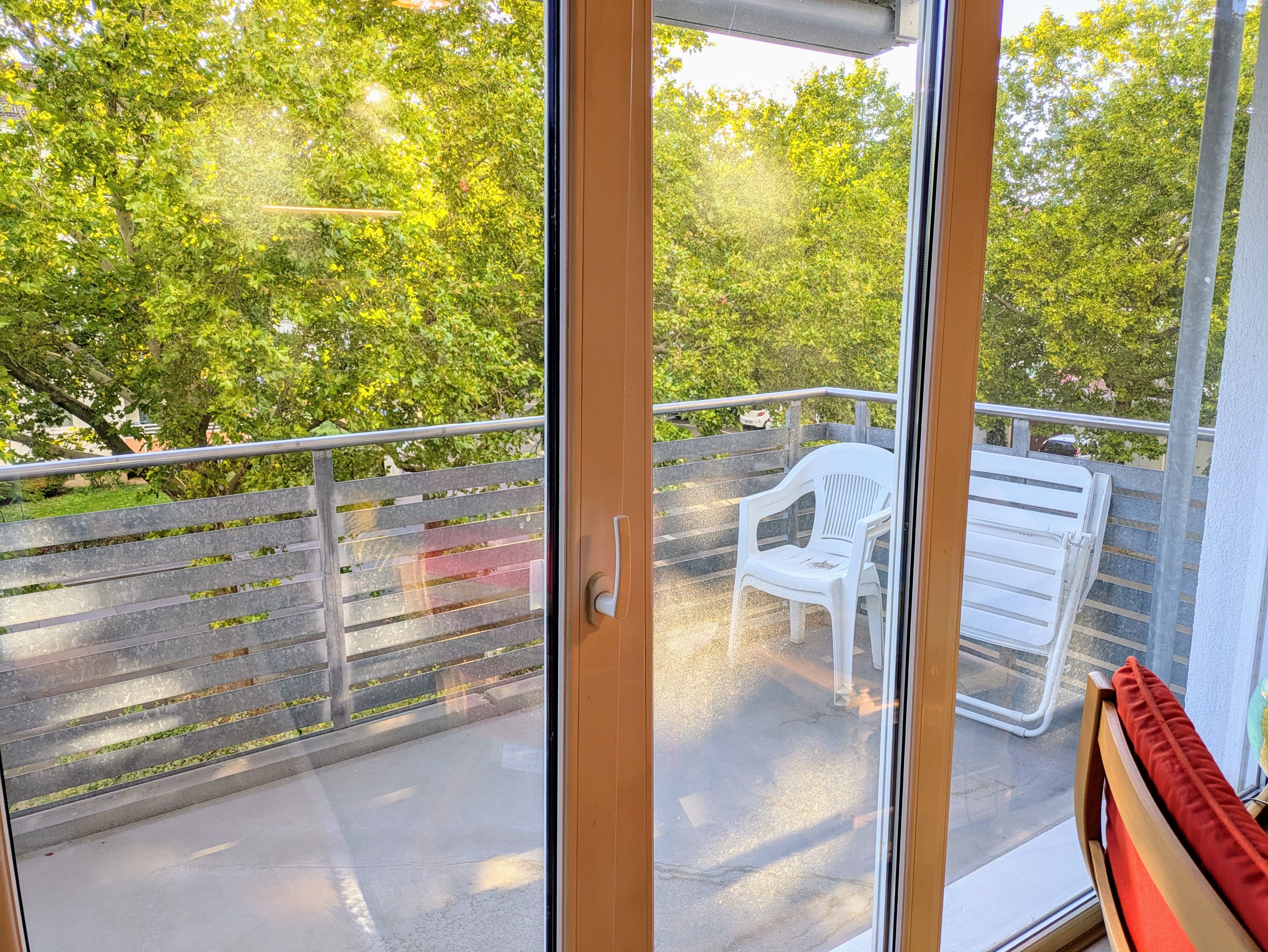 Old-School Meets Modern - Homy Feel And Practical Apartment 5 Minutes Walk From University - 17