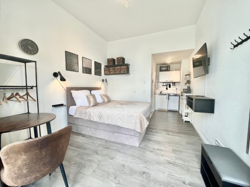 Studio near Cologne | Parking | Private entry - Gallery - 15