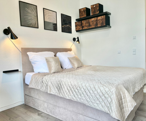 Modern Studio | Private Entrance | Parking Included - Gallery - 7