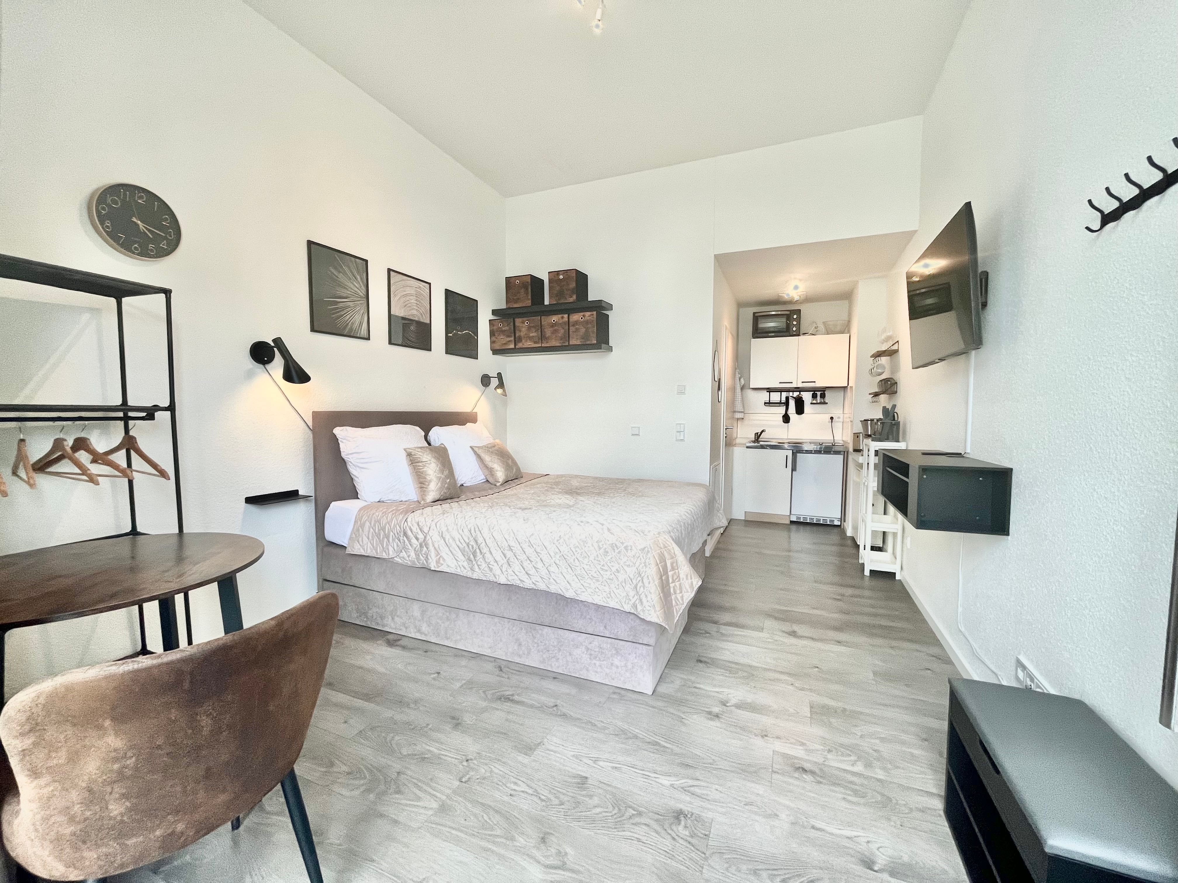  Studio Near Cologne | Parking | Private Entry  -  Studio near Cologne | Parking | Private entry  - Gallery -  20