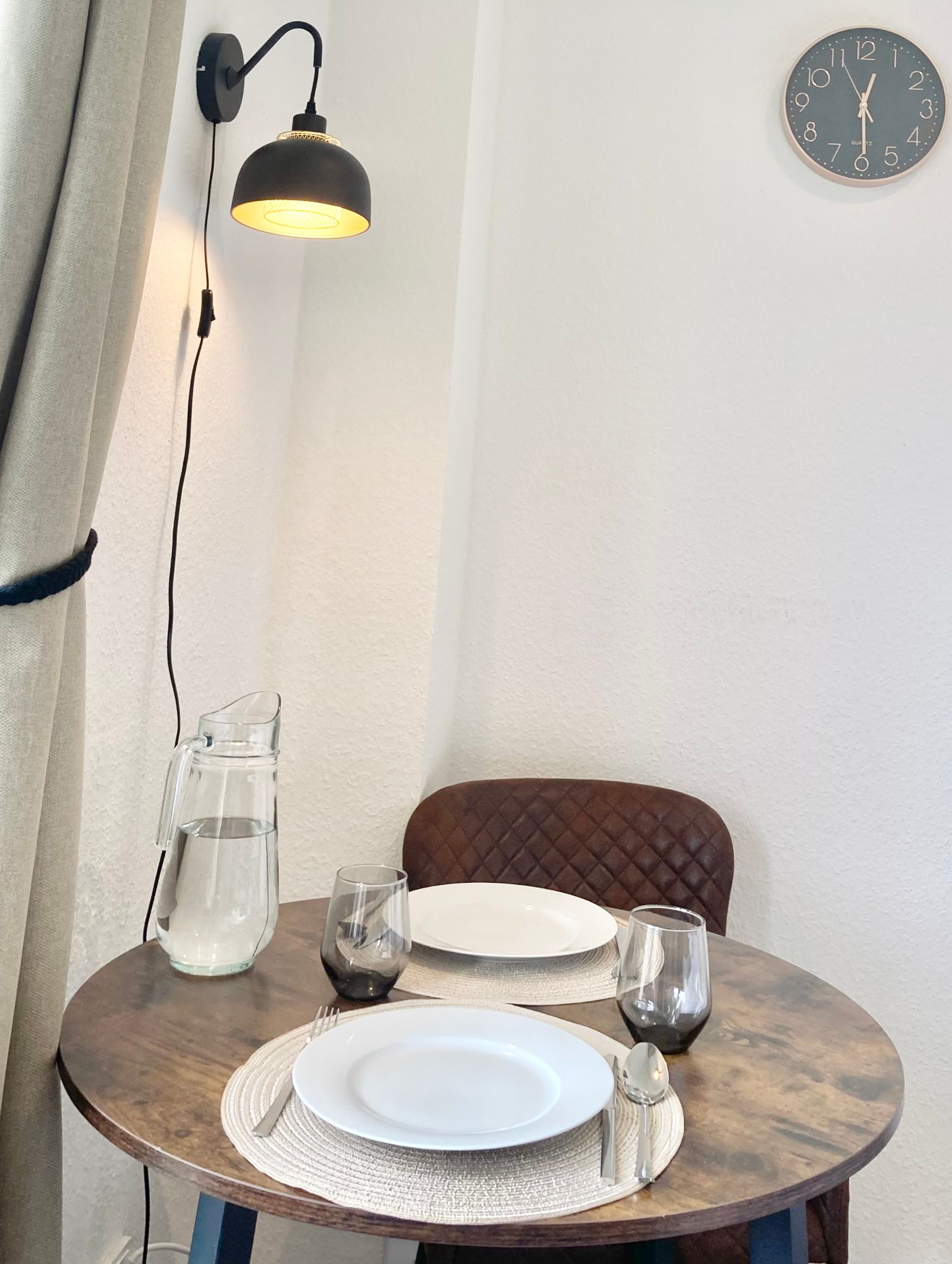 Modern Studio | Private Entrance | Parking Included - 18
