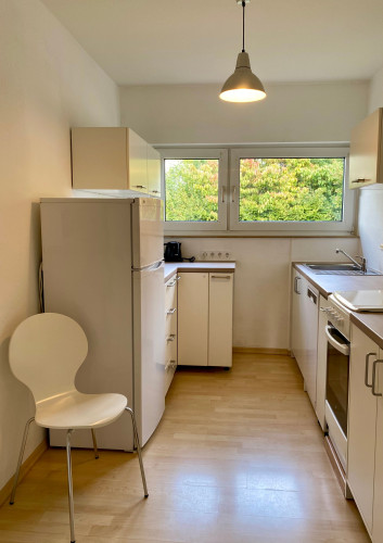 Bright and Light-Filled Apartment in Peaceful Residential Setting