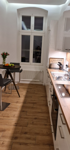 +FURNISHED APARTMENT+AKAZIENKIEZ-CITYCENTER+SCHÖNEBERG+FITTED KITCHEN+5 PERSONS POSSIBLE