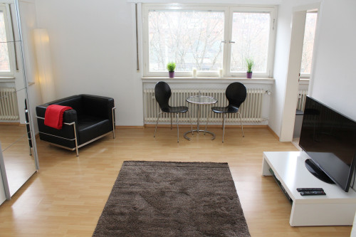 Studio apartment with elevator in the center of Stuttgart