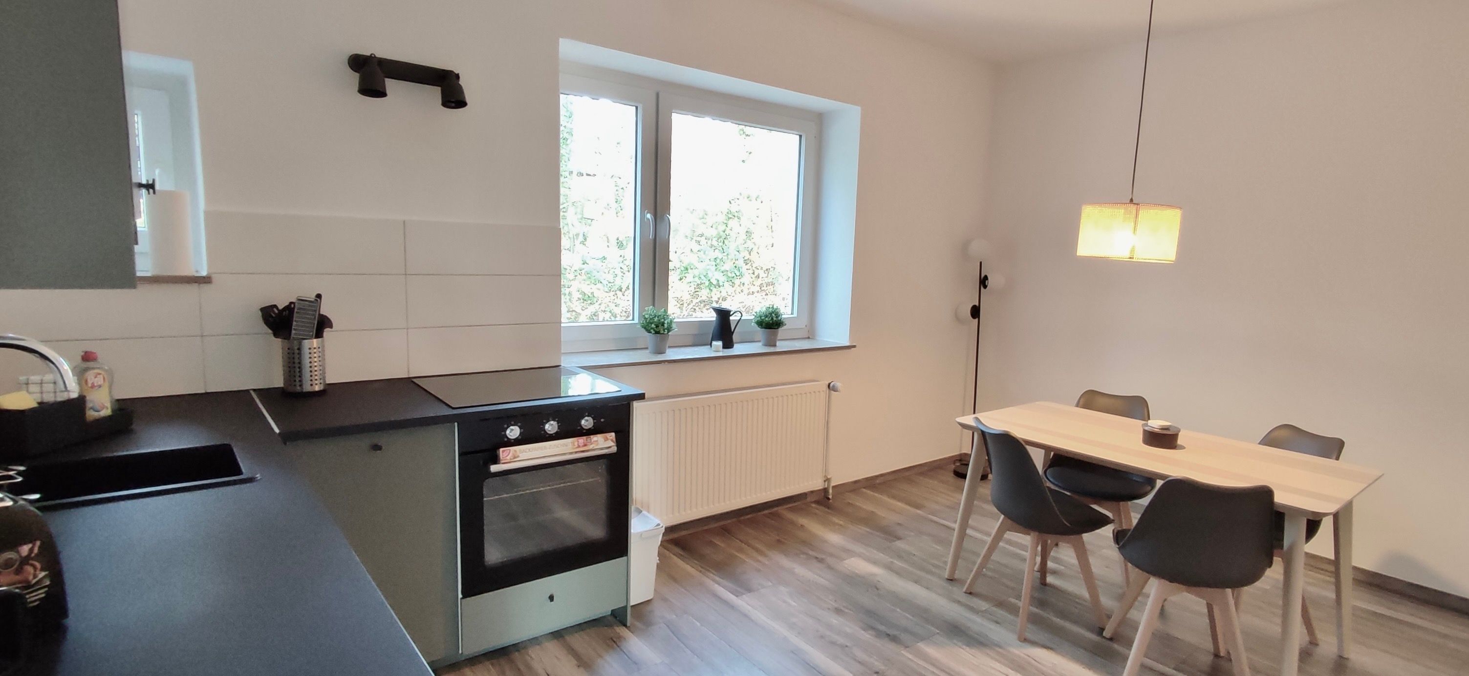  Bright And Spacious Apartment In Lovely Ehrenfeld  -  Bright and spacious apartment in lovely Ehrenfeld  - Gallery -  8