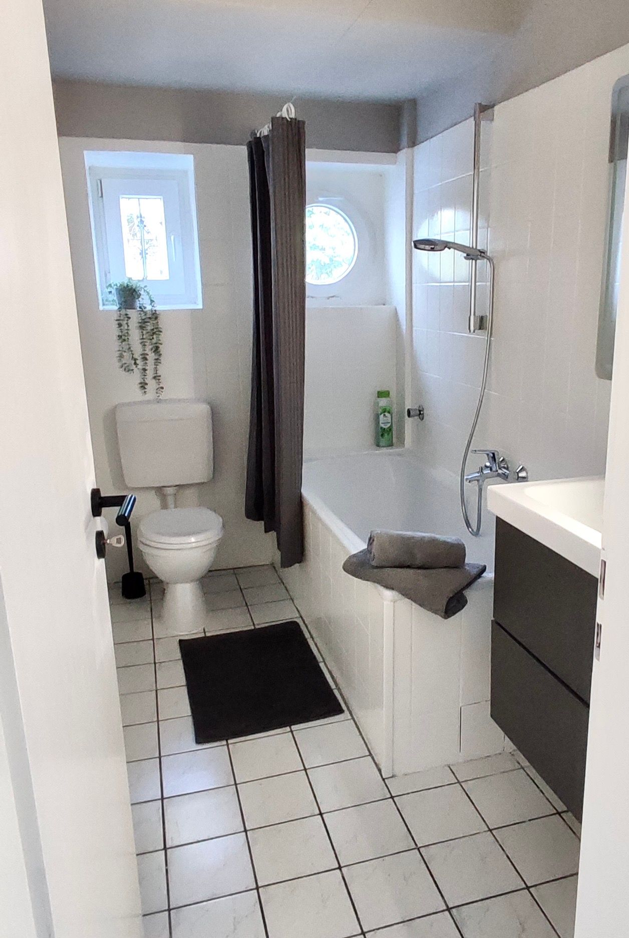  Bright And Spacious Apartment In Lovely Ehrenfeld  -  Bright and spacious apartment in lovely Ehrenfeld  - Gallery -  9