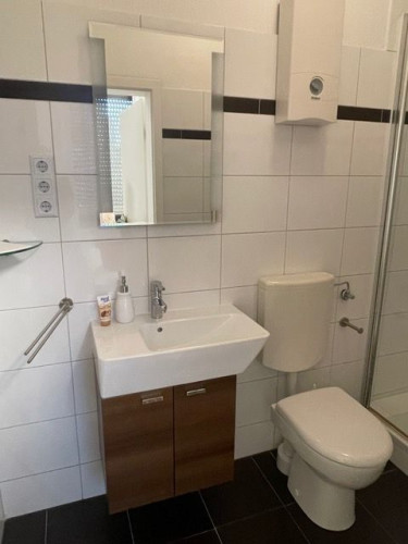 Quiet superior apartment in the very center of Brühl