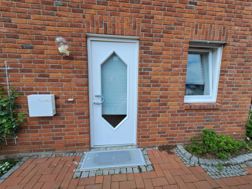Wundervolle helle 2 Zimmer-Wohnung mit Südterrasse