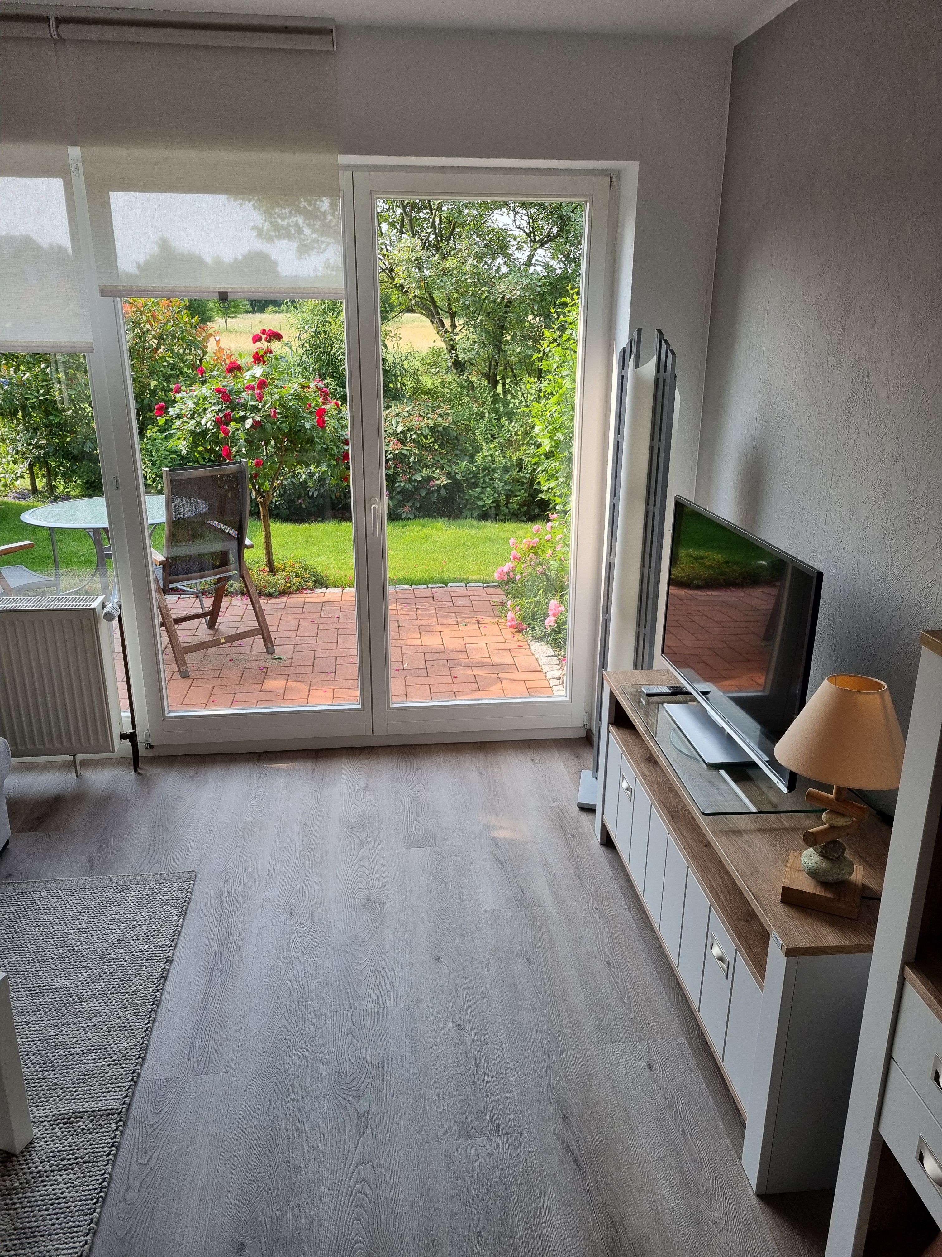  Wundervolle Helle 2 Zimmer-Wohnung Mit Südterrasse  -  Wundervolle helle 2 Zimmer-Wohnung mit Südterrasse  - Gallery -  15