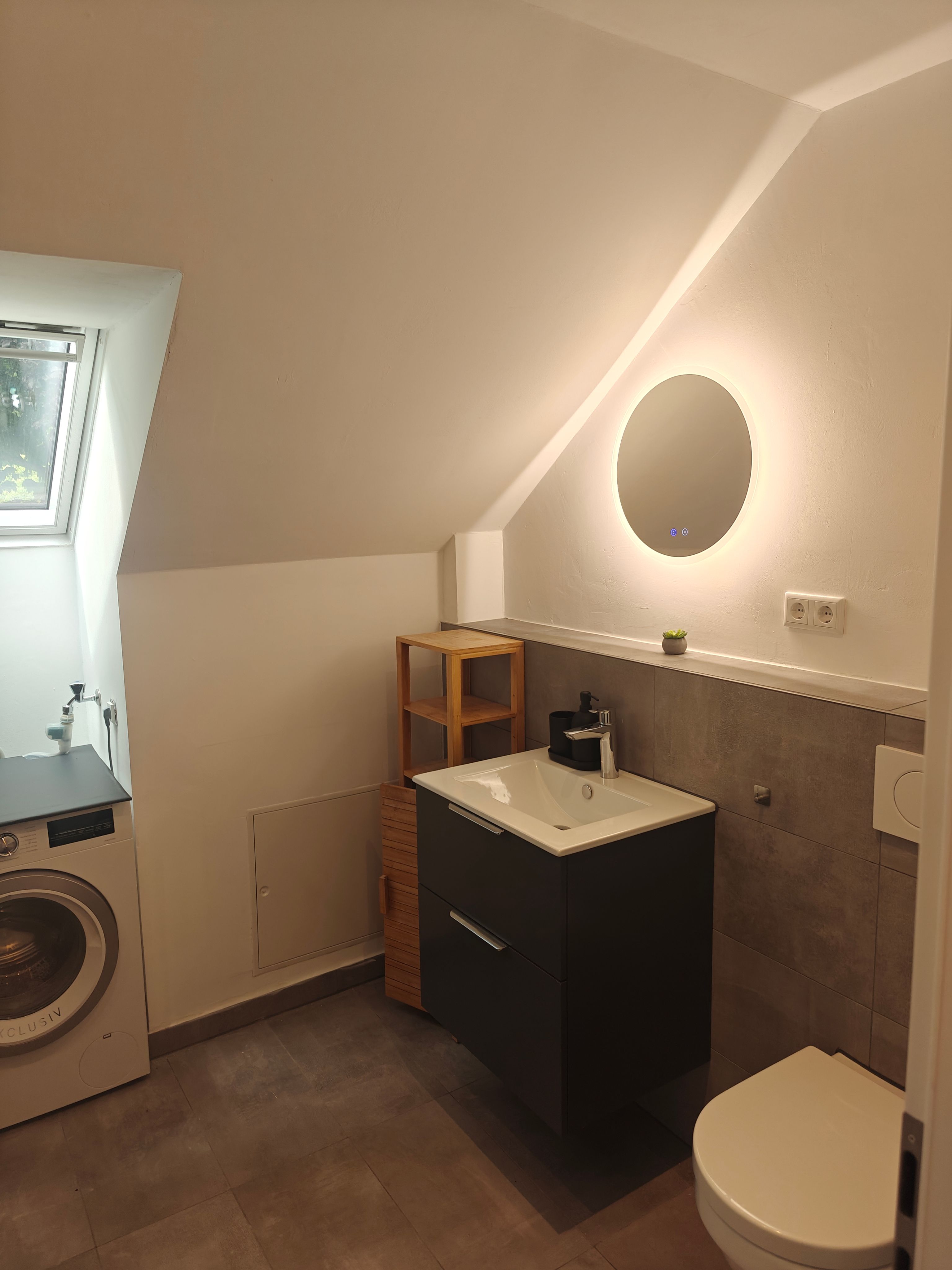  Hirschhausen - Calm Living Close To Duesseldorf  -  Hirschhausen - Calm living close to Duesseldorf  - Gallery -  9