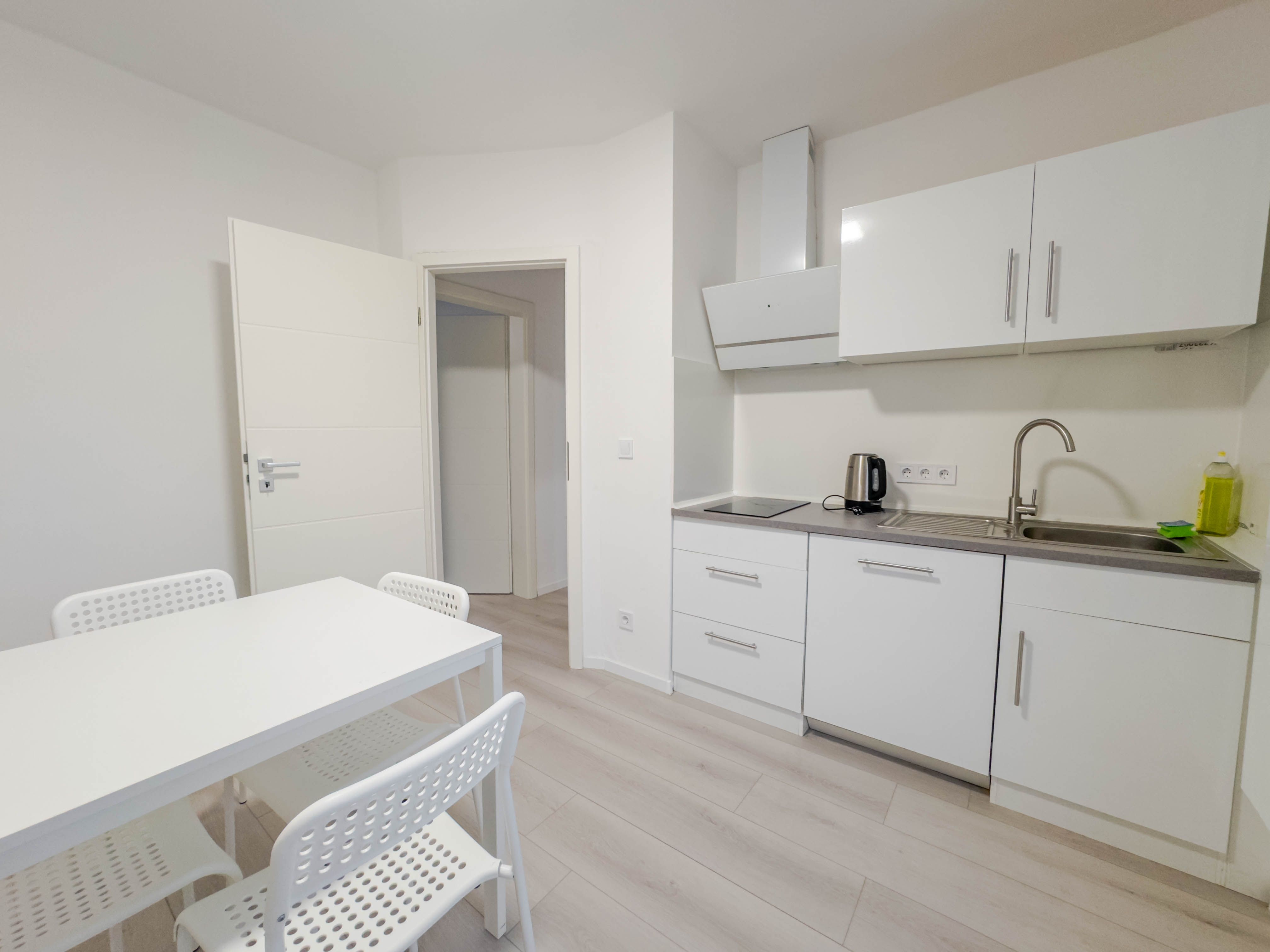  2-Room Apartment With Terrace – Near Frankfurt  -  2-Room Apartment with Terrace – Near Frankfurt  - Gallery -  7