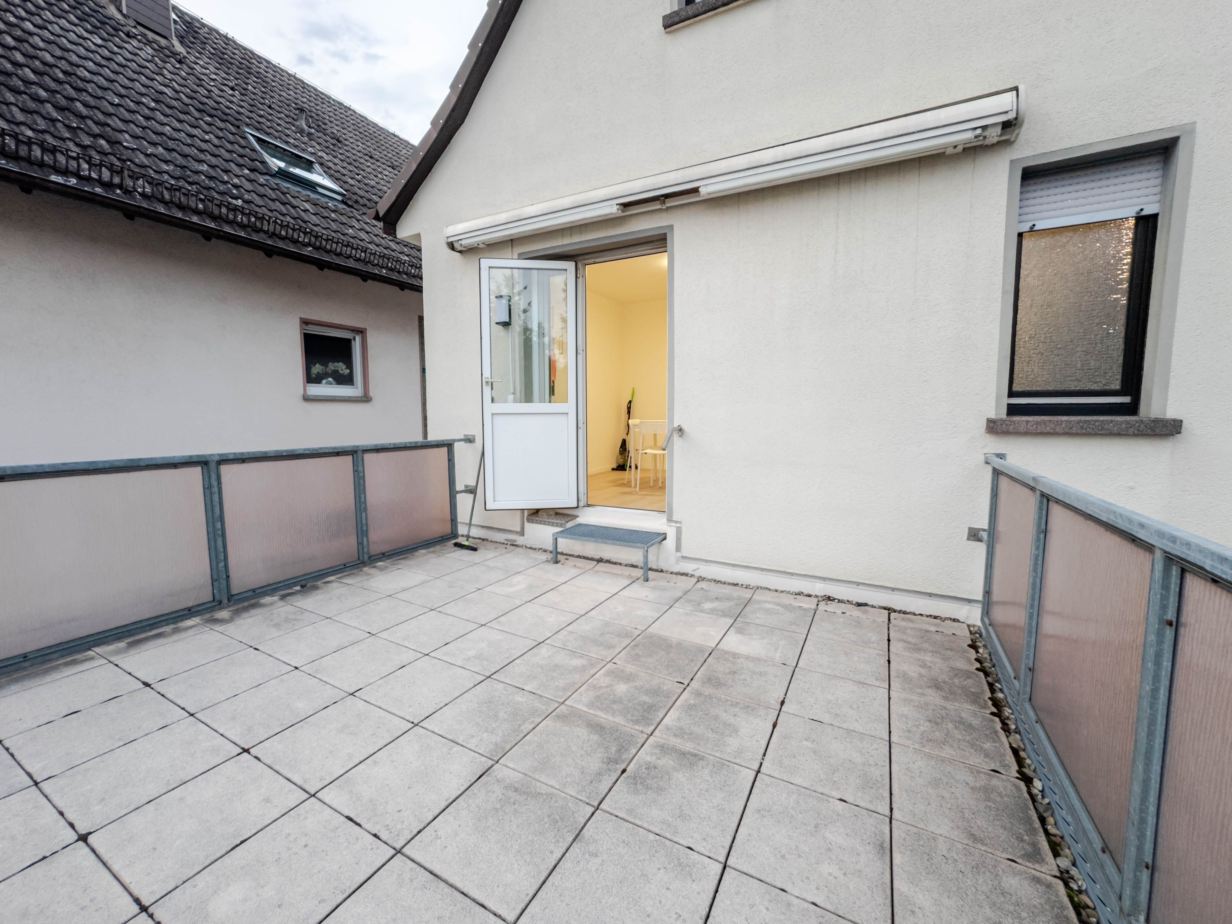  2-Room Apartment With Terrace – Near Frankfurt  -  2-Room Apartment with Terrace – Near Frankfurt  - Gallery -  8