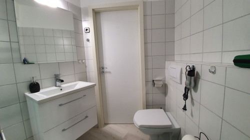 Business Studio @ Neckar Tower | River View | Washing Machine & Parking - Gallery - 7