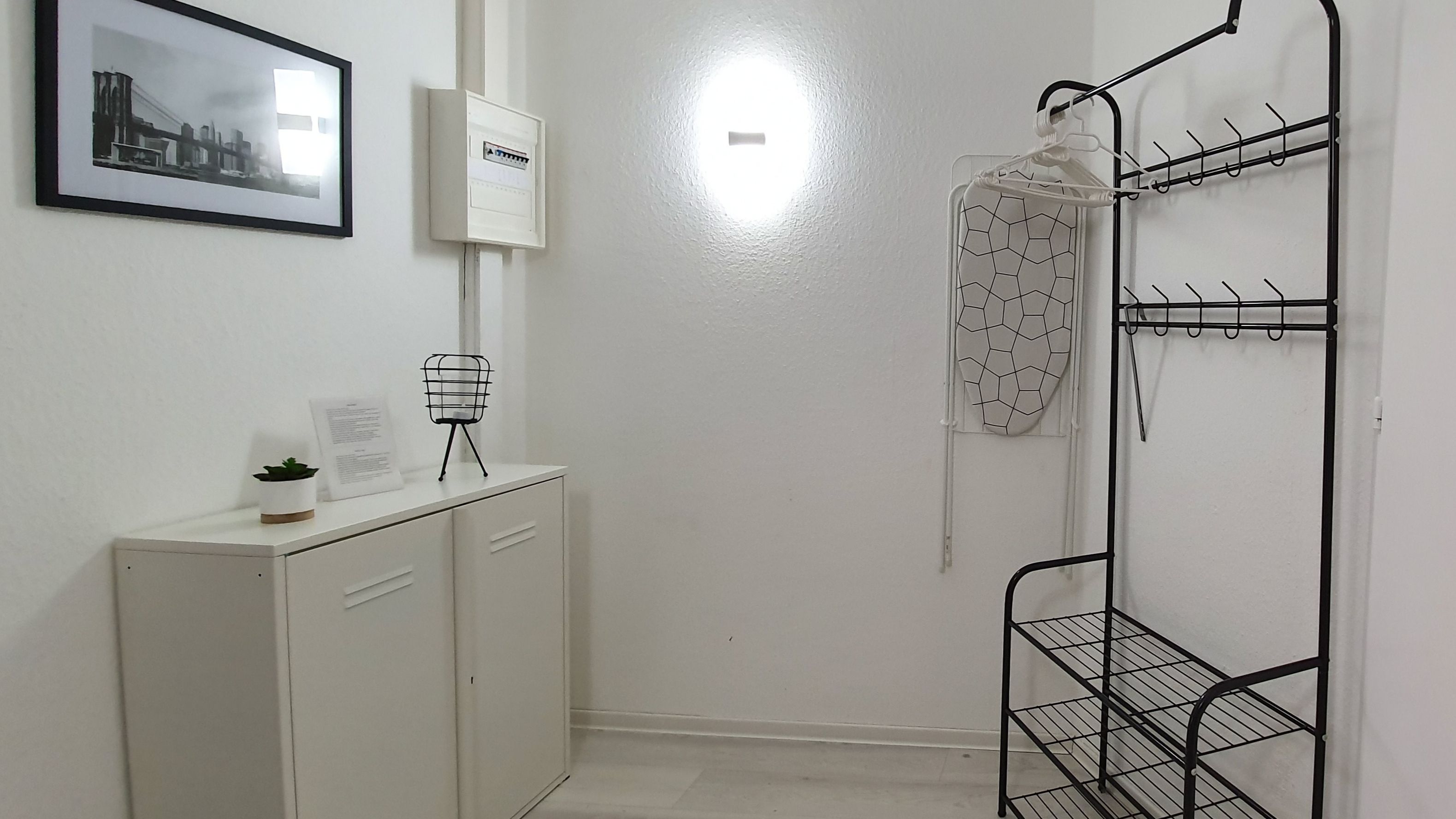 Business Studio @ Neckar Tower | River View | Washing Machine & Parking - 1