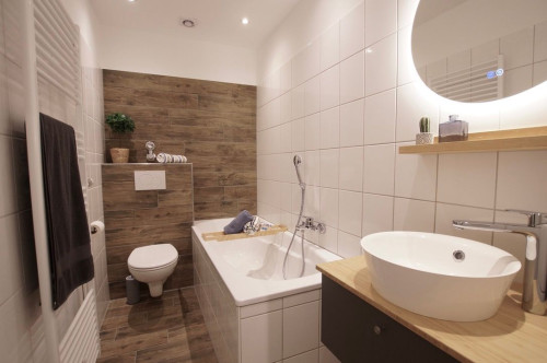 helles und modernes Apartment mit Balkon und Blick ins Grüne - Gallery - 6
