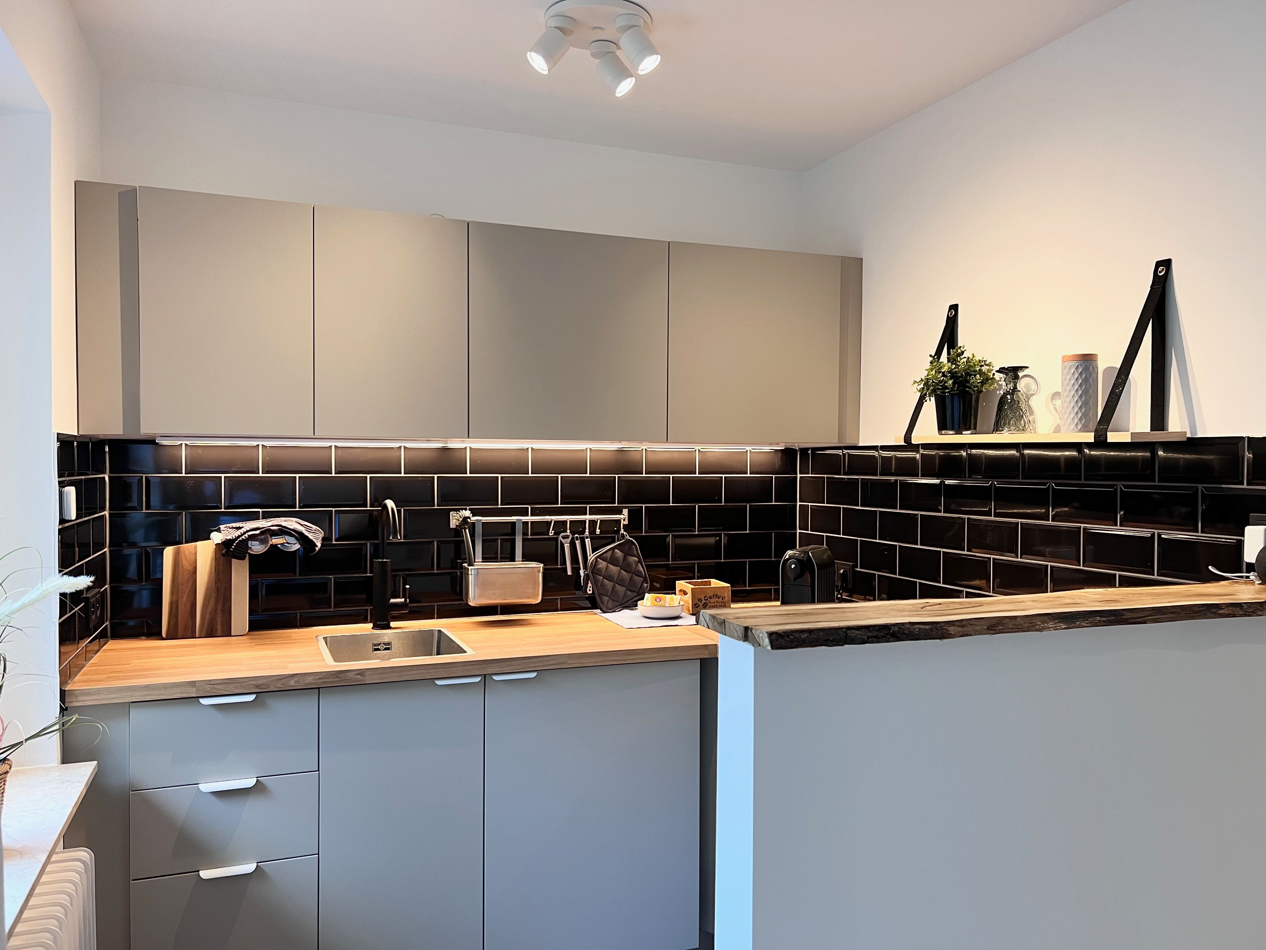  Helles Und Modernes Apartment Mit Balkon Und Blick Ins Grüne  -  helles und modernes Apartment mit Balkon und Blick ins Grüne  - Gallery -  12