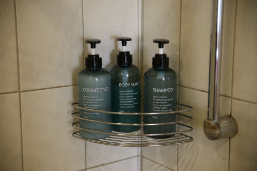 10 Min Old Town | Cinema! Kitchen! Wallbox!