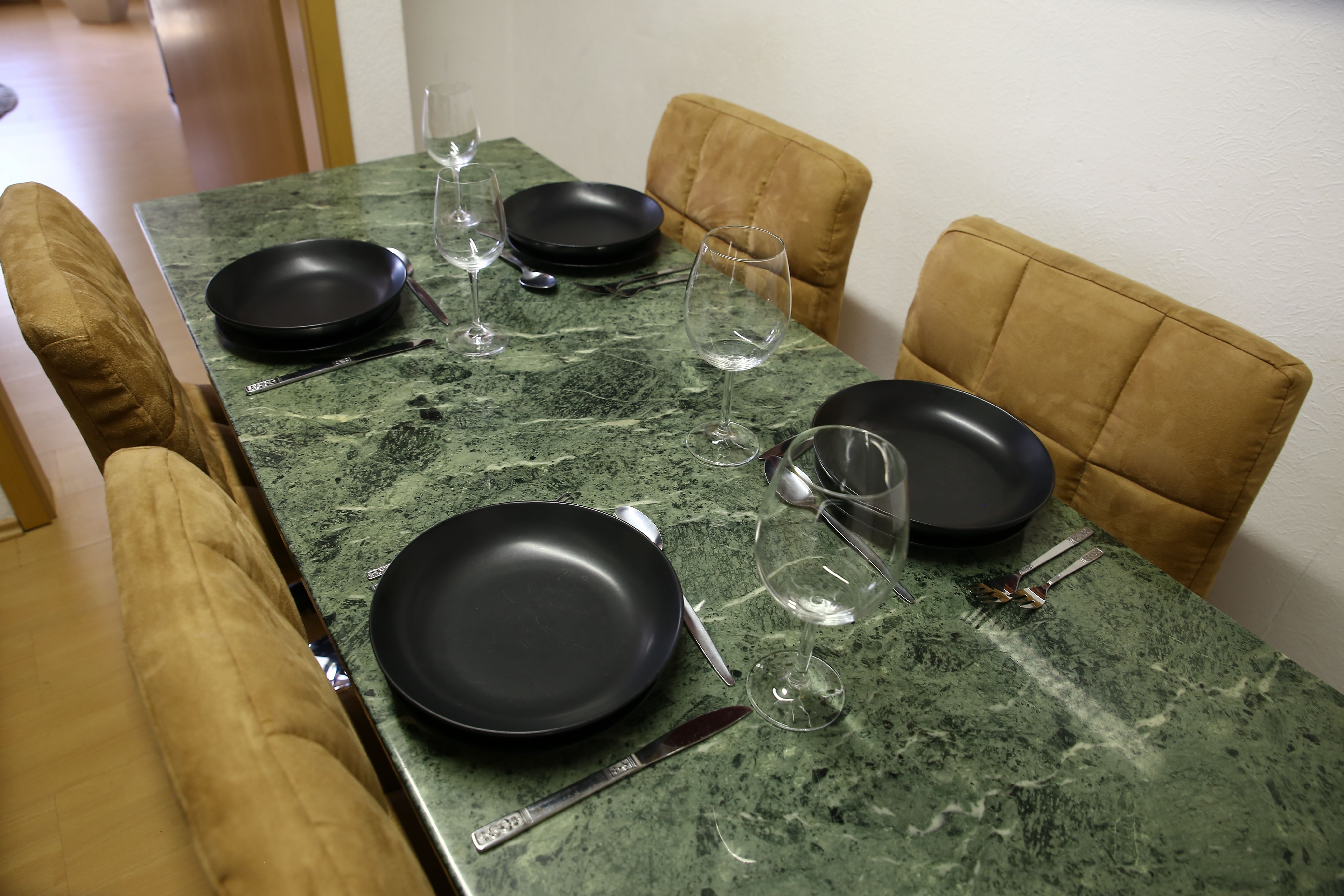  10 Min Old Town | Cinema! Kitchen! Wallbox!  -  10 Min Old Town | Cinema! Kitchen! Wallbox!  - Gallery -  2