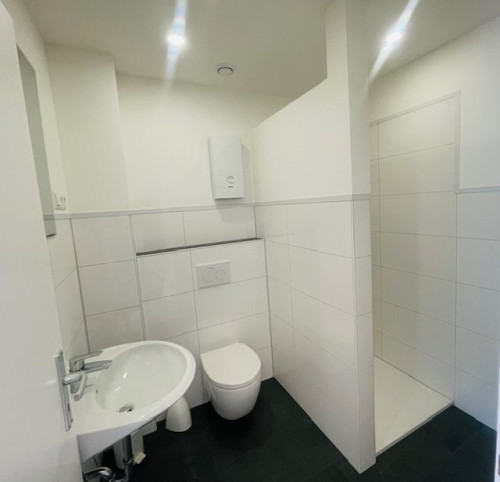 Bright flat in nice and calm area - Gallery - 10