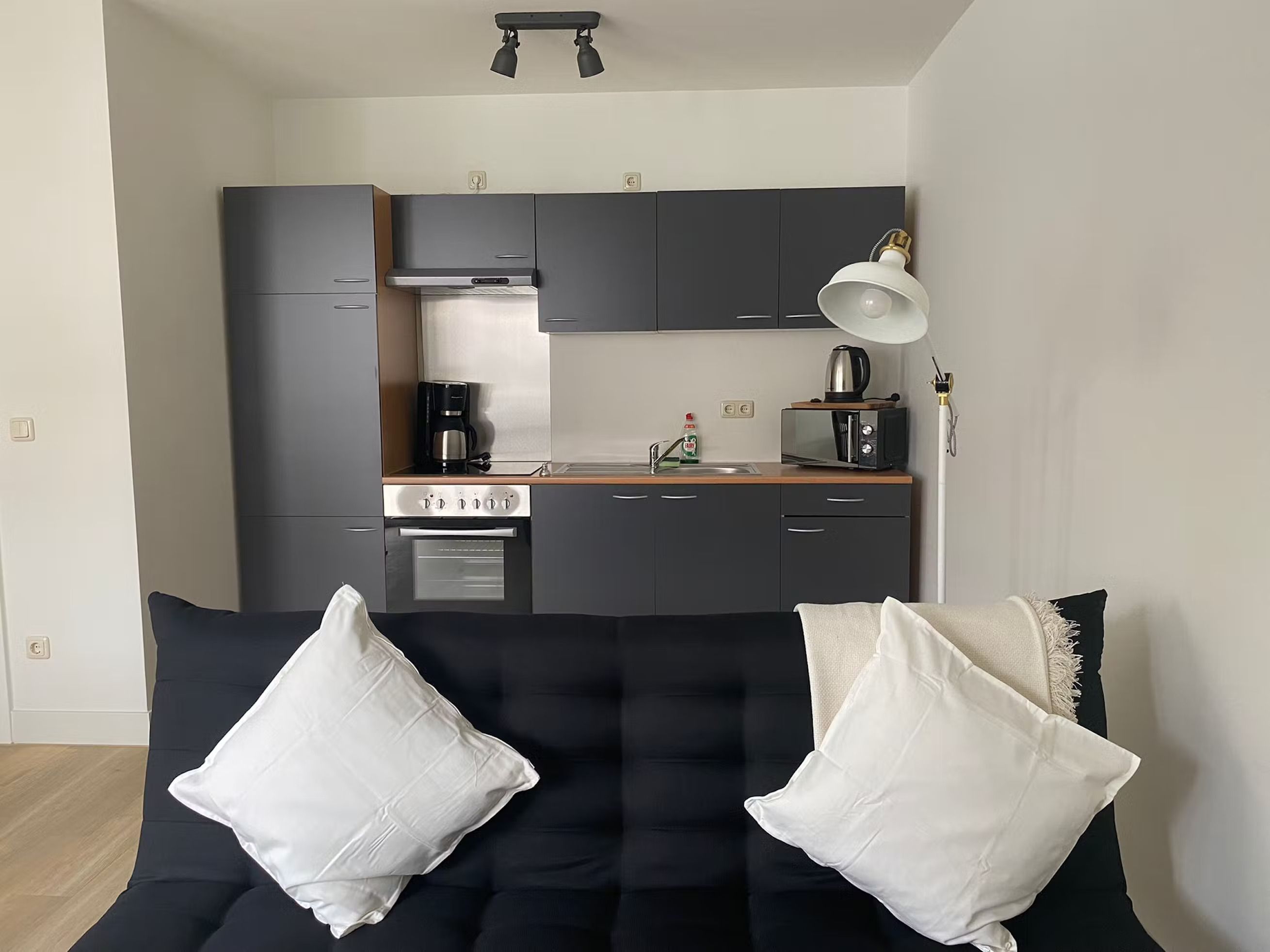 Spacious And Quiet Apartment, Essen - 4