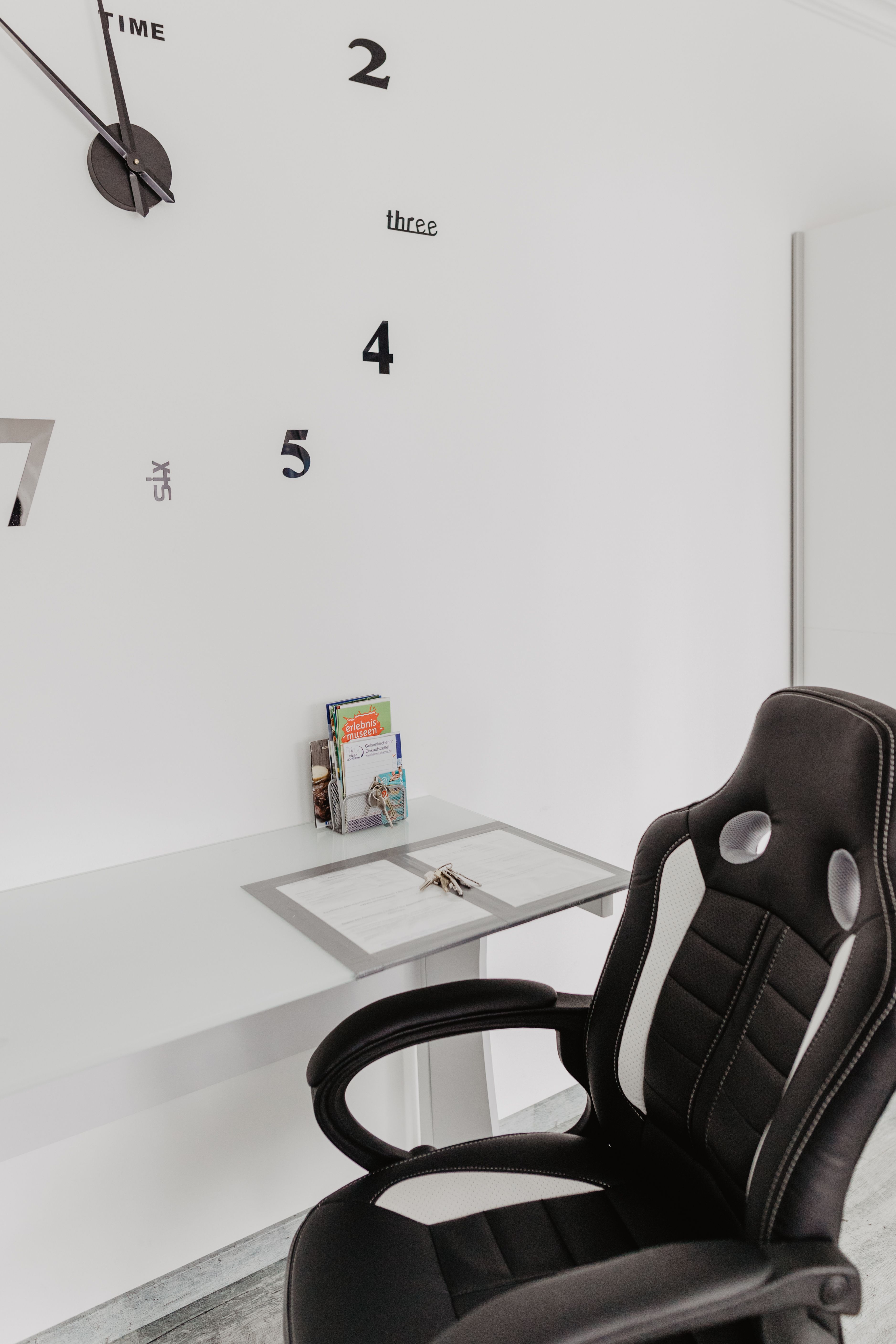  Lovely Modern Apartment Near City  -  Lovely modern apartment near city  - Gallery -  17