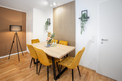 BROCKHEUS Apartments: Central Essence Apartment - Two Bedrooms - Kitchen - Parking - Washing Machine - Smart TV - Wi-Fi