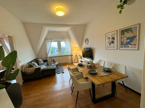 Cosy Apartment direct in city very good connection
