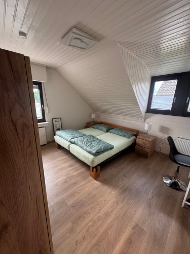 Bright, Furnished 3-Room Apartment on the upper Floor of a Multifamily House in Kaarst - Gallery - 10
