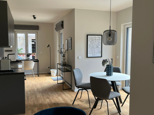 Chic Open-Plan 2-Room Apartment with Designer Kitchen next to Sanssouci Park in Potsdam - Gallery - 11