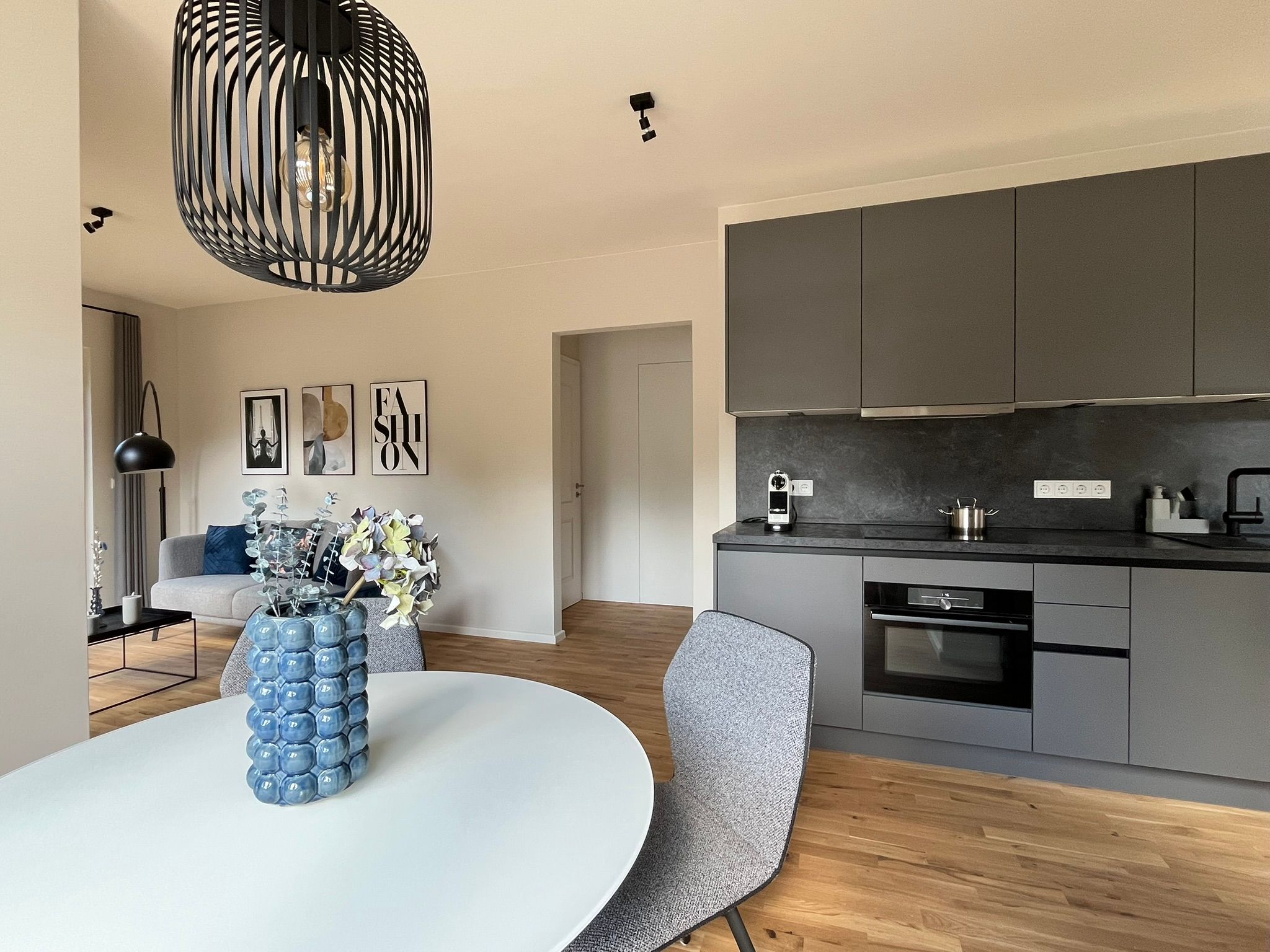 Chic Open-Plan 2-Room Apartment With Designer Kitchen Next To Sanssouci Park In Potsdam - Chic Open-Plan 2-Room Apartment with Designer Kitchen next to Sanssouci Park in Potsdam - Gallery - 21