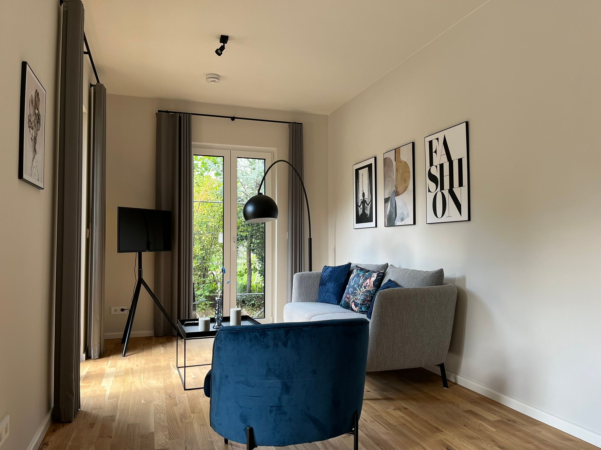 Chic Open-Plan 2-Room Apartment With Designer Kitchen Next To Sanssouci Park In Potsdam - Chic Open-Plan 2-Room Apartment with Designer Kitchen next to Sanssouci Park in Potsdam - Gallery - 25