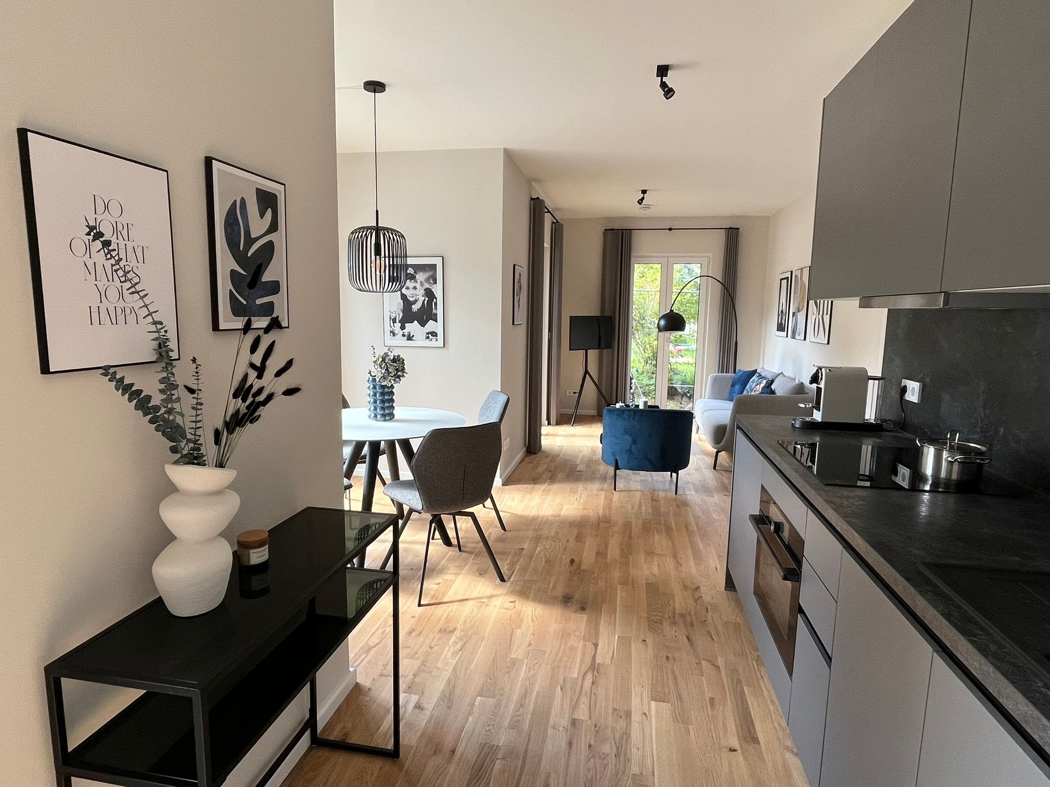 Chic Open-Plan 2-Room Apartment With Designer Kitchen Next To Sanssouci Park In Potsdam - Chic Open-Plan 2-Room Apartment with Designer Kitchen next to Sanssouci Park in Potsdam - Gallery - 33