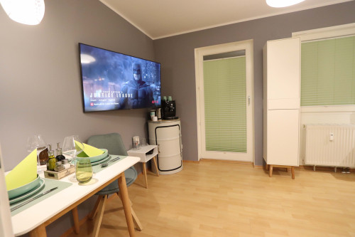 Studio 2, in Dresden's trendy district